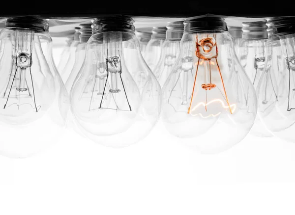 Glödlampor-konceptet — Stockfoto