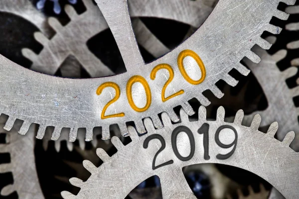 Ruote metalliche con Capodanno 2020 — Foto Stock