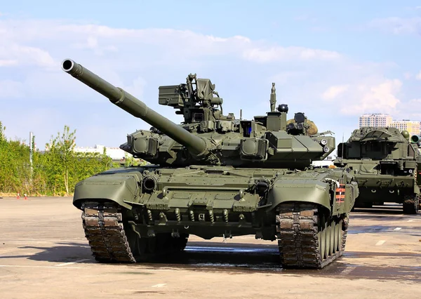 Русский танк Т-80 — стоковое фото