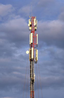 telefon iletişim donanımları