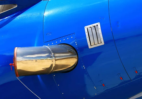 Détail du fuselage d'un petit avion à piston — Photo