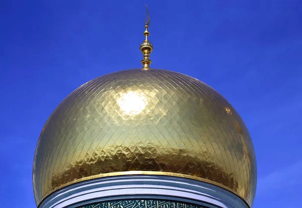 Cupola d'oro della Moschea — Foto Stock
