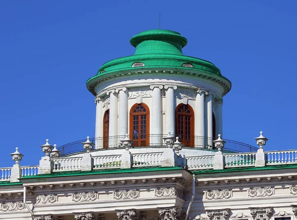 Detail of the buildings frontage top — Stock Photo, Image