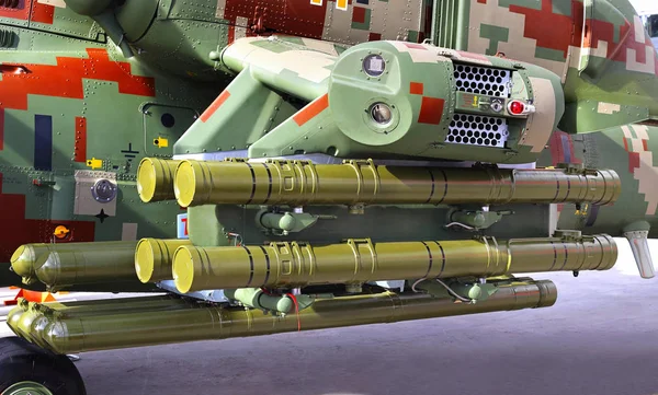 Panzerabwehrwaffen von Kampfhubschraubern — Stockfoto