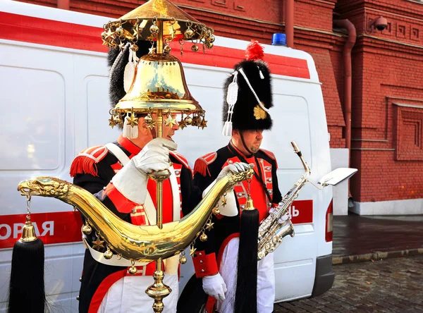 Festival deelnemers in vintage uniform — Stockfoto