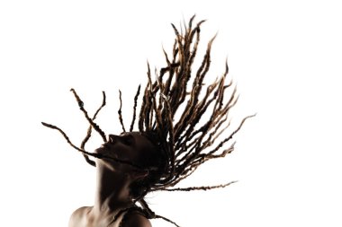 Havadaki dreadlocks ile kız