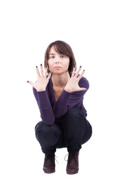 küçük kız parmak gösterilen