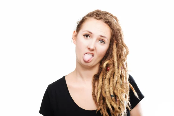 Unglückliches Mädchen mit Dreadlocks — Stockfoto