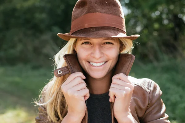 Outdoor portrait of a blonde woman — Stock Photo, Image