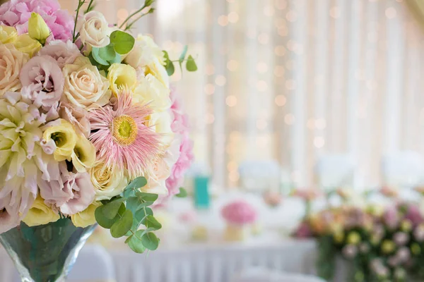 Elegant wedding decorations — Stock Photo, Image