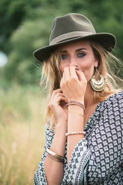 Beautiful shy woman portrait — Stock Photo, Image