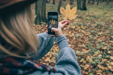 Kız alma resim açık. Sosyal medya için adatum.com'un.