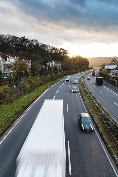 Traffico Autostradale Tramonto — Foto Stock