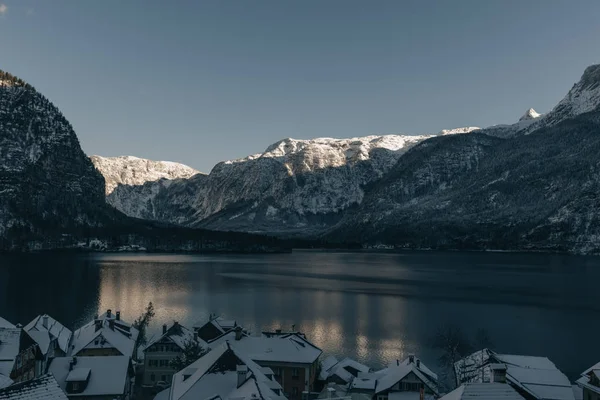 Hallstatt Österreich Bergsee Umgeben Von Bergen — Stockfoto