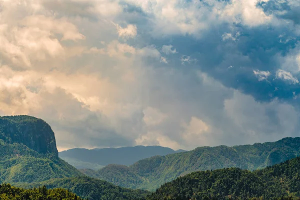 Amazing Zonsondergang Prachtige Bergketen Julische Alpen Slovenië — Stockfoto