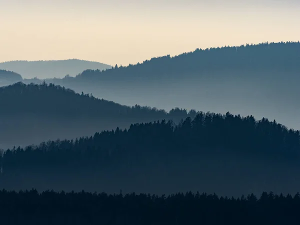 Bergsilhouet Landschap Zonsopkomst Zonsondergang Boven Berg — Stockfoto