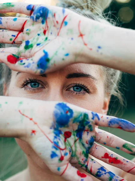 Portrait Woman Painted Hand — Stock Photo, Image