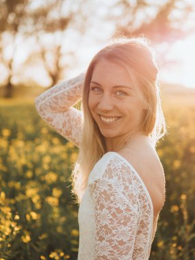 Doğada güzel bir gelin