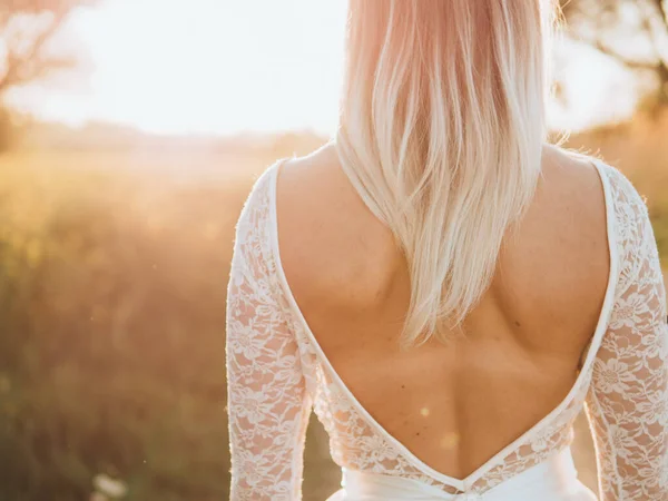 Mariée Aux Cheveux Longs Coucher Soleil — Photo