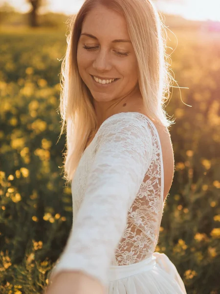 Bella Sposa All Aperto Natura — Foto Stock