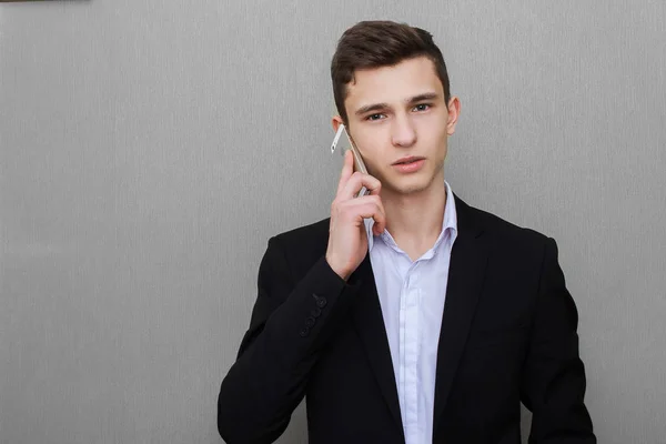 Retrato de jovens empresários — Fotografia de Stock