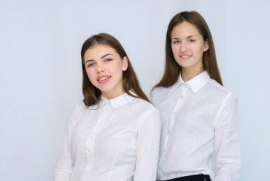 sırtlarına ile birlikte duran iki iş modelleri