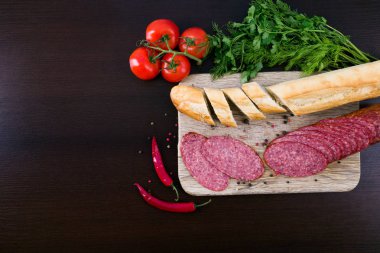 sosis tablo ile kompozisyon