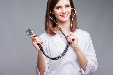 Genç, güzel hemşire