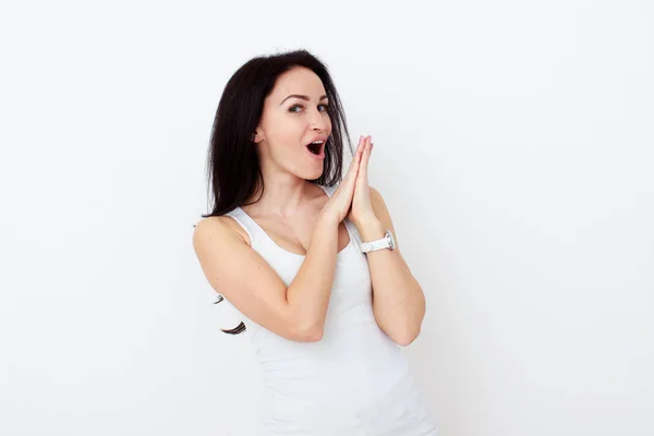 Sorprendido feliz hermosa mujer en la emoción . — Foto de Stock