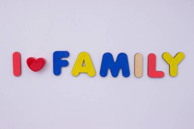 ahşap harflerden kelime