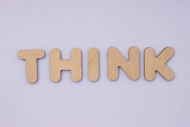 ahşap harflerden kelime