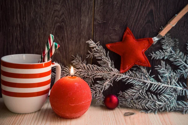 Çam dalları ile Noel dekorasyon — Stok fotoğraf