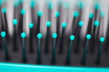 Mavi başlı saç fırçasının makro görünümü