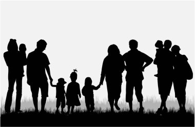Doğada aile siluetleri.