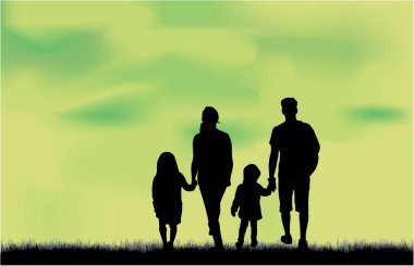 Doğada aile siluetleri.