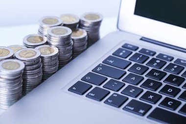 Finanes ve bilgisayar