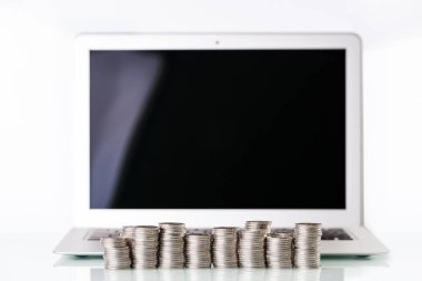 Finanes ve bilgisayar