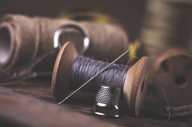 Dikiş aletleri, konu, iğneler vintaae tarzı