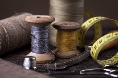 Dikiş aletleri, konu, iğneler vintaae tarzı