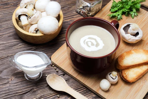 Purê de sopa de cogumelos de champignon — Fotografia de Stock
