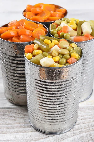 様々 な缶詰の野菜 — ストック写真