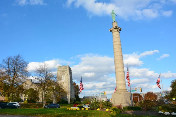 西菲尔德，新泽西州- 2019年11月2日：与F的Wwi纪念碑 — 图库照片
