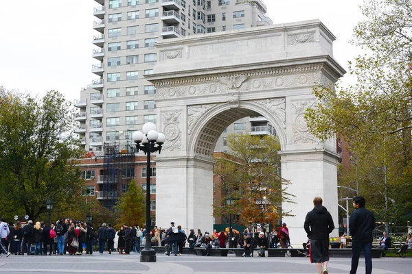 New York, Ny - 05 Nov 2019: Washington Square Arch, en marmor rom — Stockfoto