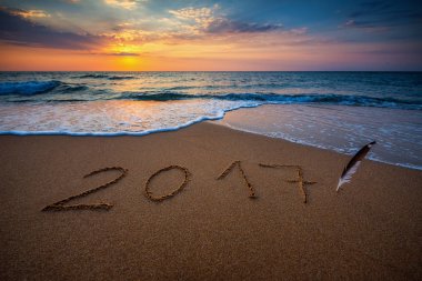 Mutlu yeni yıl 2017, sahilde yazı