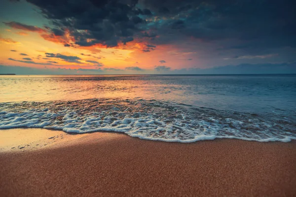 Bella alba sul mare — Foto Stock