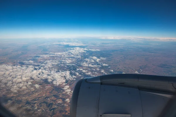 养殖的领域从西班牙马德里附近的飞机鸟瞰图 — 图库照片