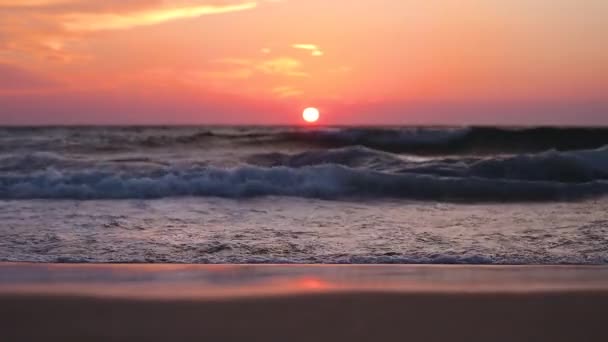 Vue Aérienne Magnifique Lever Soleil Sur Les Vagues Mer Plage — Video