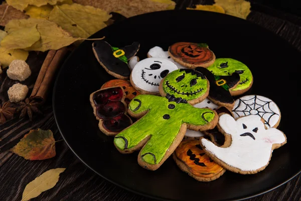 Σπιτικά νόστιμα μπισκότα τζίντζερ για το Halloween — Φωτογραφία Αρχείου