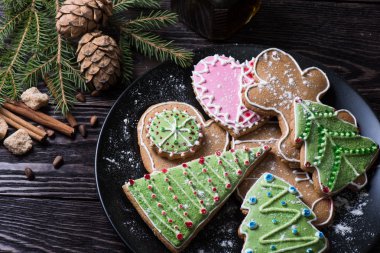 Yeni yıl ev yapımı zencefilli ekmek.