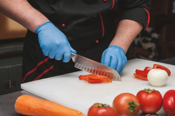 Chef de corte Verduras —  Fotos de Stock